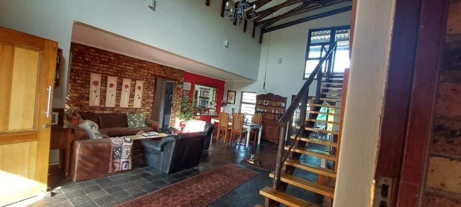 5 Bedroom Property for Sale in Gonubie Eastern Cape